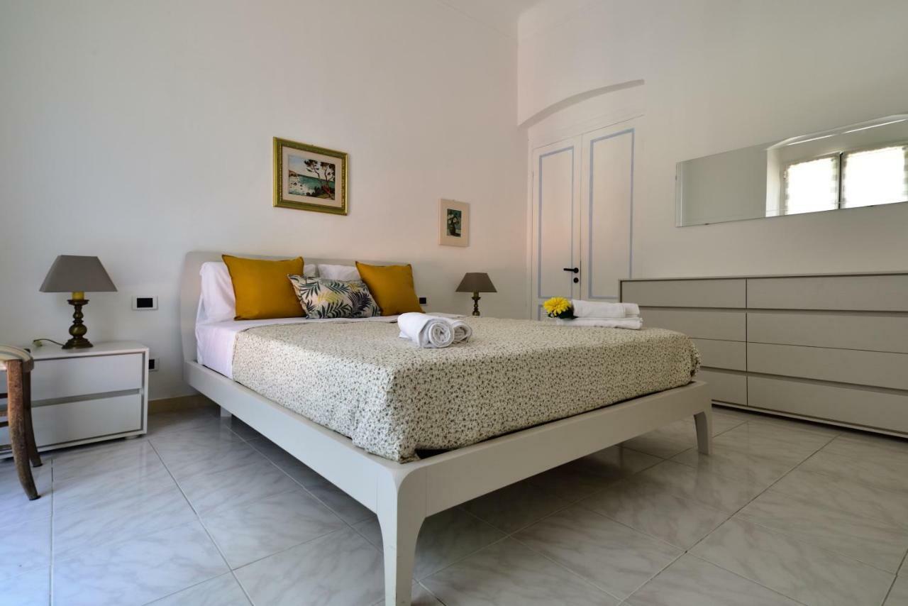 Il Faro Dei Poeti Appartement Lerici Buitenkant foto